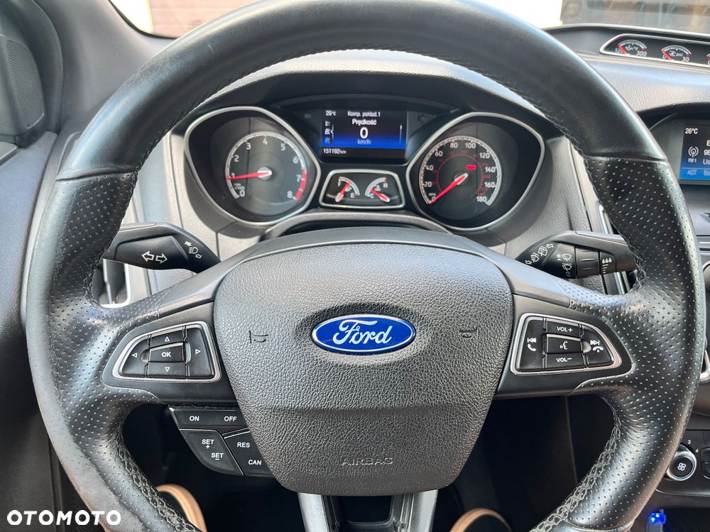 Ford Focus 2.0 EcoBoost ST - 19
