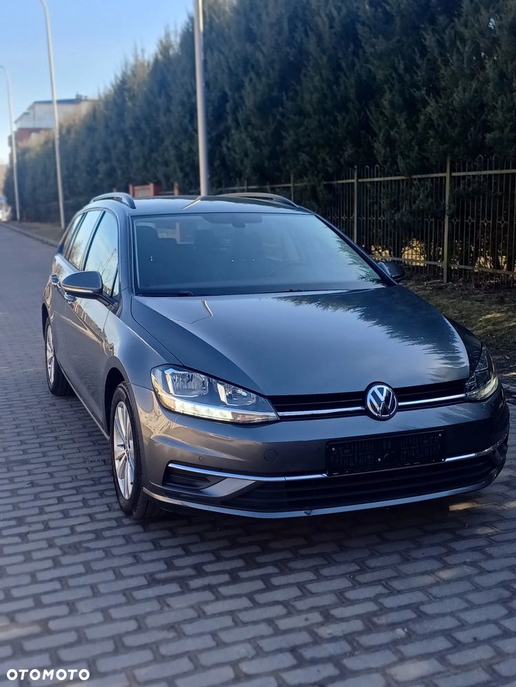 Volkswagen Golf - 11