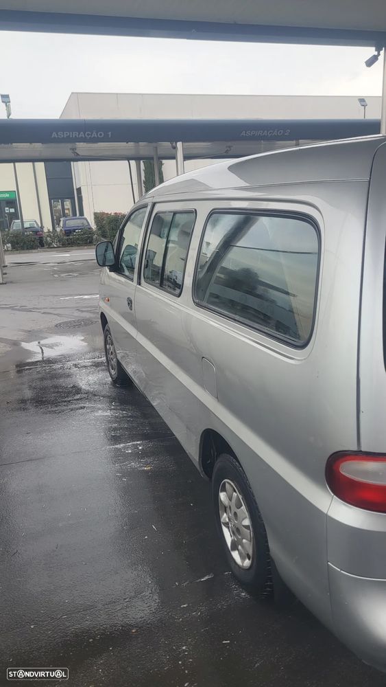 Hyundai H-1 Starex - 5