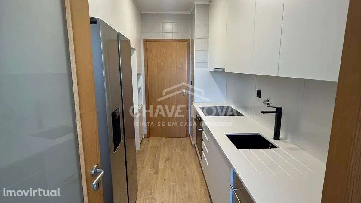 Apartamento T2 Mobilado em Soares dos Reis – Zona Central - Grande imagem: 5/22