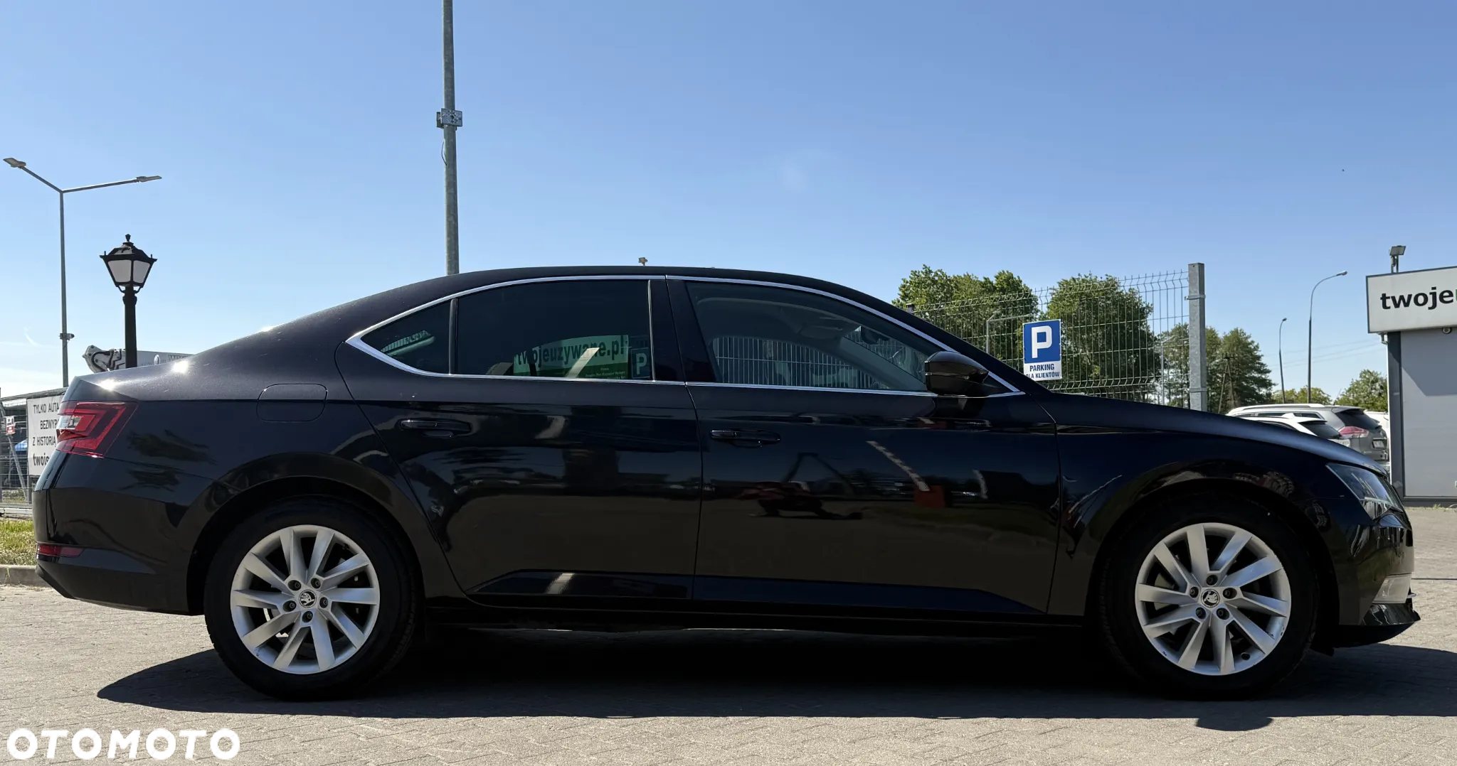 Skoda Superb 2.0 TDI Ambition DSG - 4