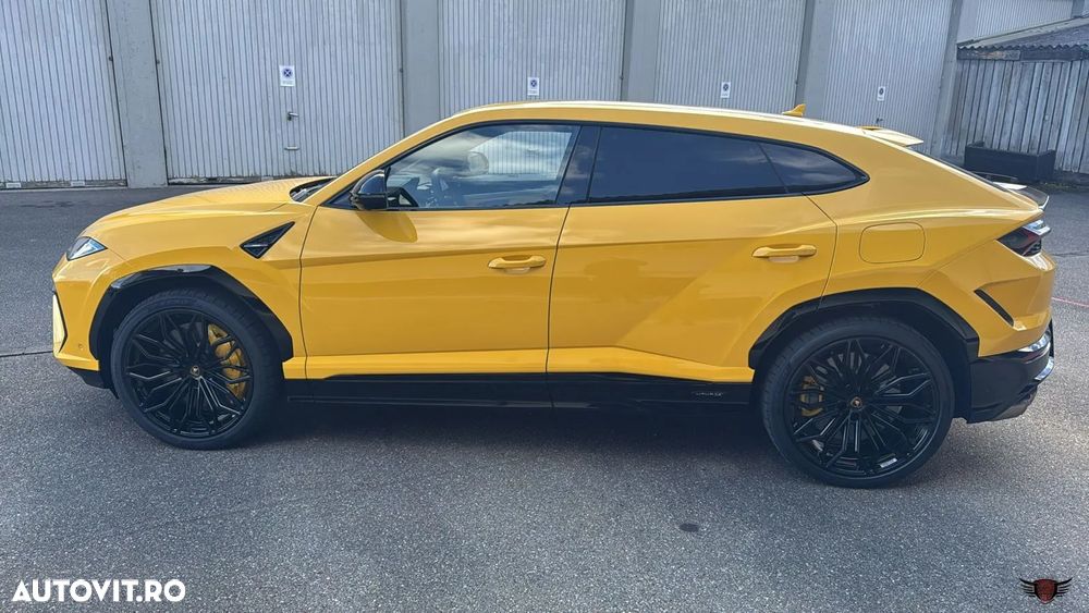 Lamborghini URUS - 3