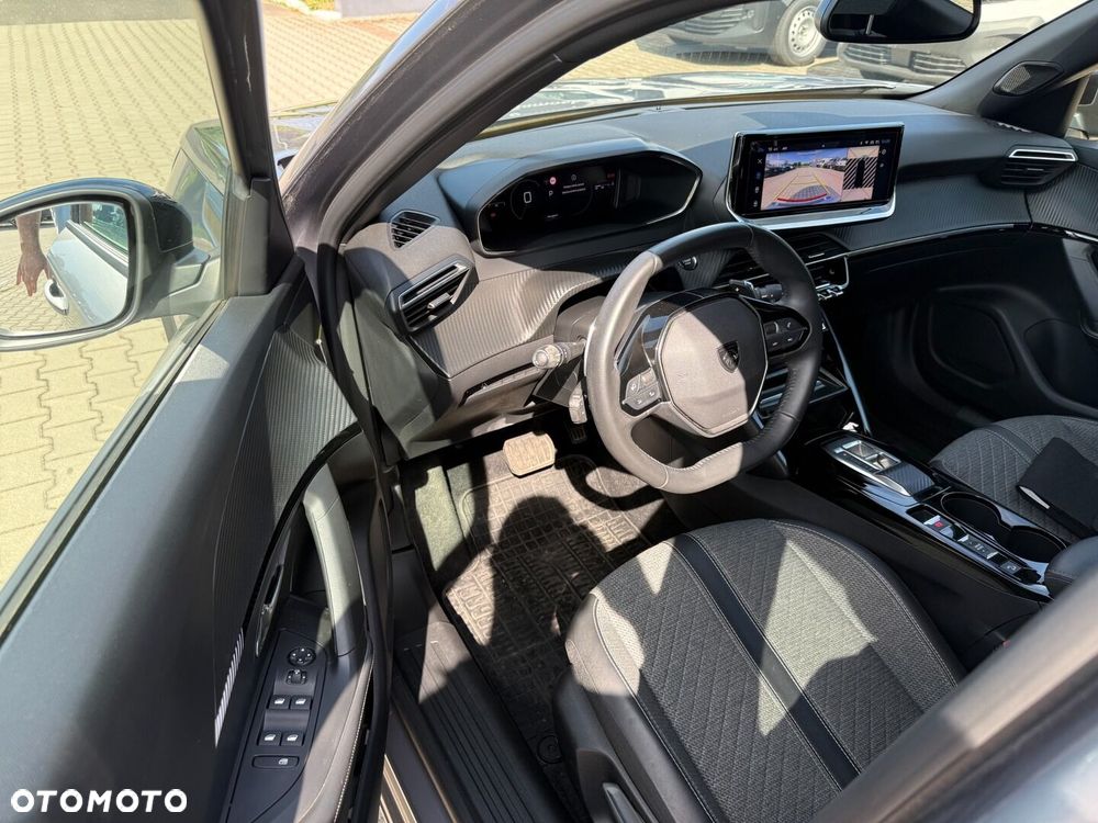Peugeot 2008 1.2 PureTech Allure S&S EAT8 - 9