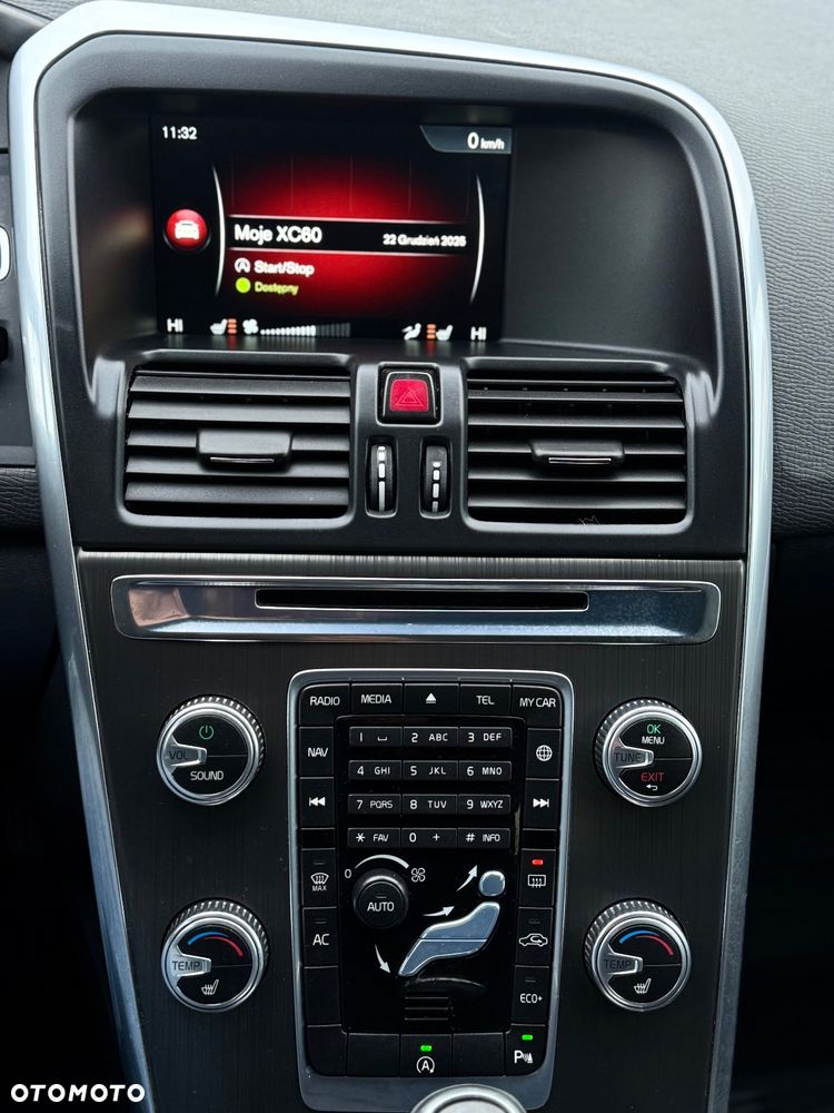 Volvo XC 60 D3 Geartronic Momentum - 35