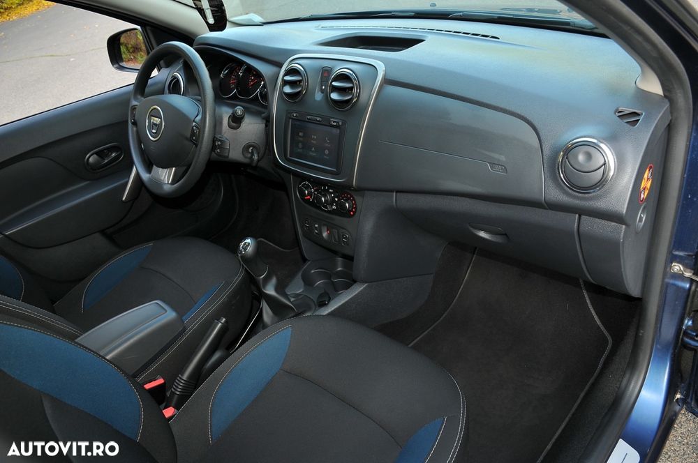 Dacia Sandero 1.2 16V 75 Celebration - 8