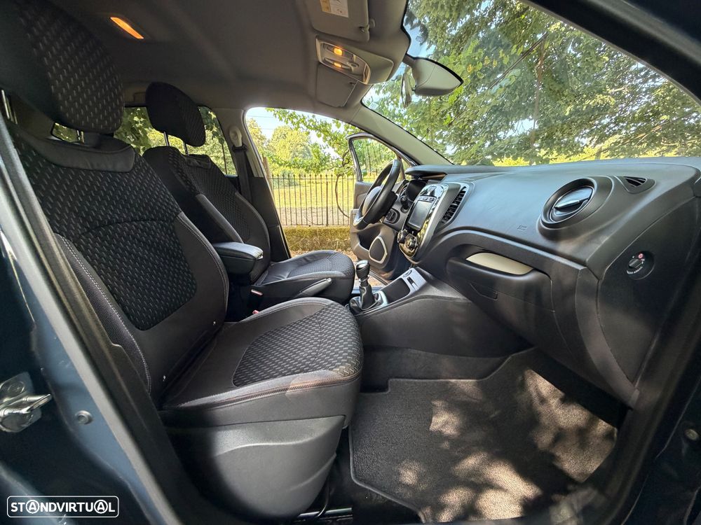Renault Captur 1.5 dCi Exclusive - 17