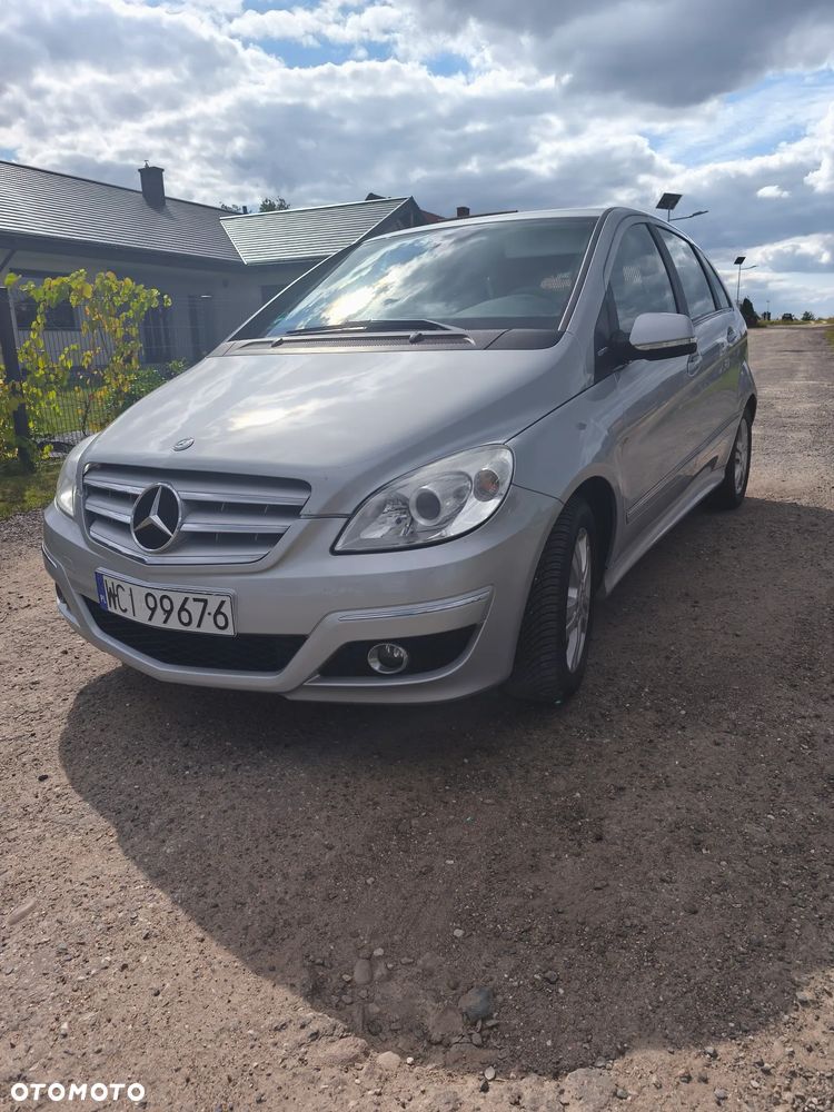 Mercedes-Benz Klasa B 160 BlueEff EU5 - 1