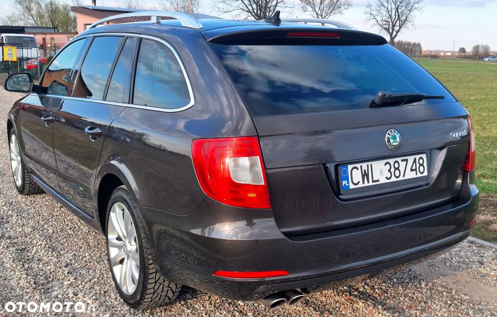 Skoda Superb 2.0 TDI Exclusive - 7