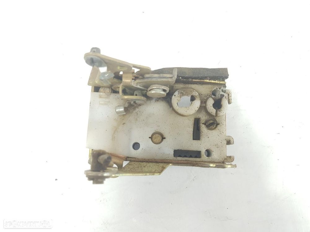 FECHADURA PORTA TRASEIRA DIREITA LAND ROVER DEFENDER LD - 1