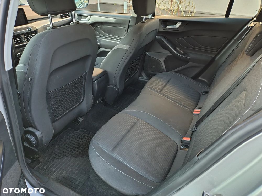 Ford Focus 1.0 EcoBoost Connected - 5