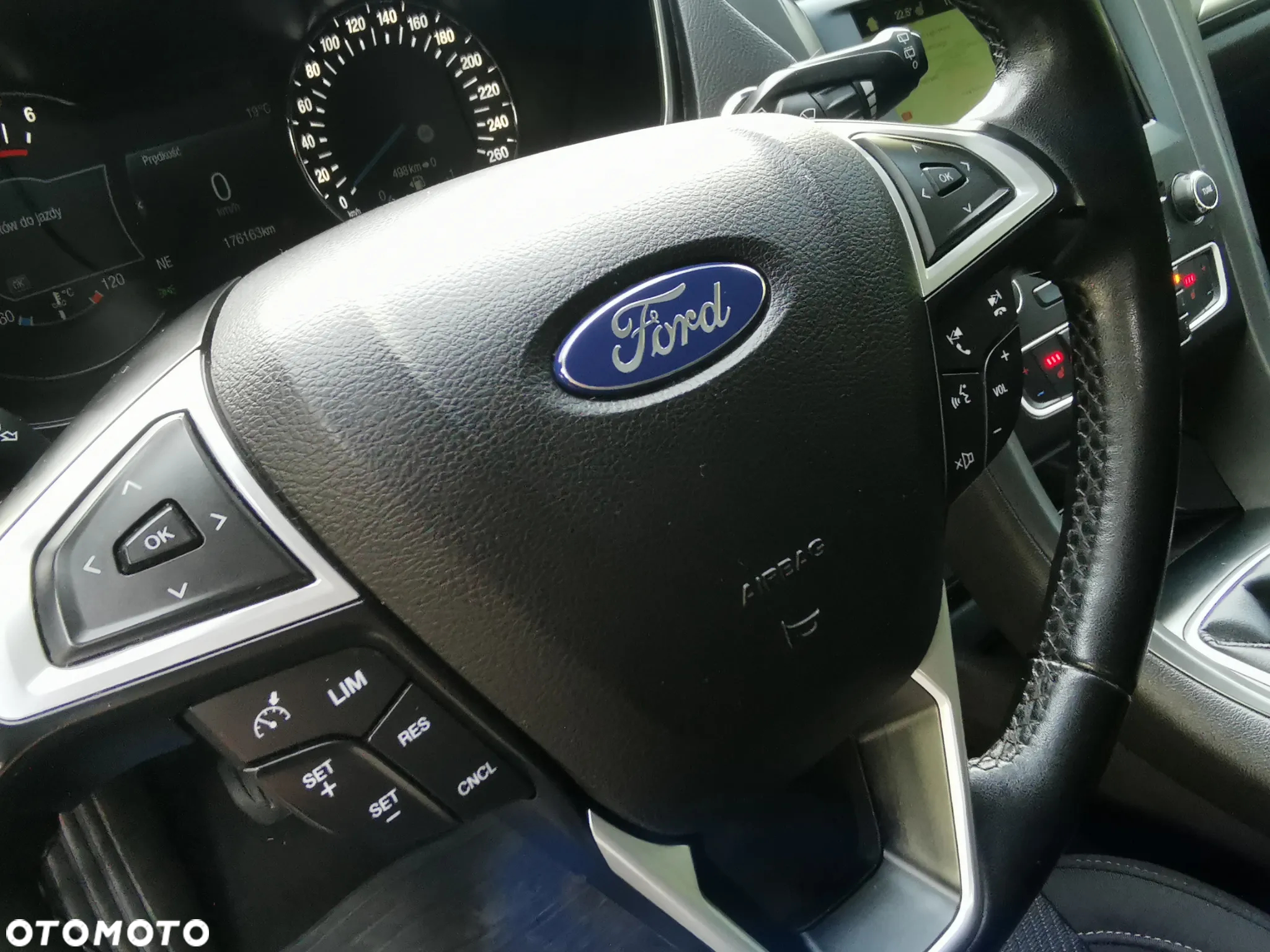 Ford Mondeo 2.0 TDCi Titanium - 33