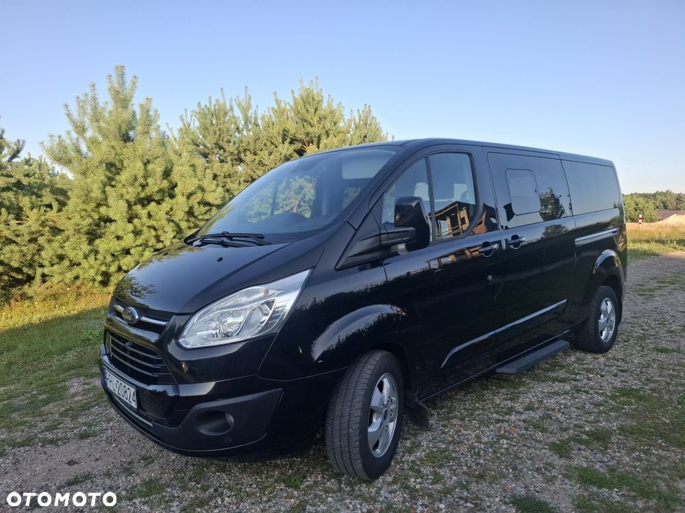 Ford Tourneo Custom - 1