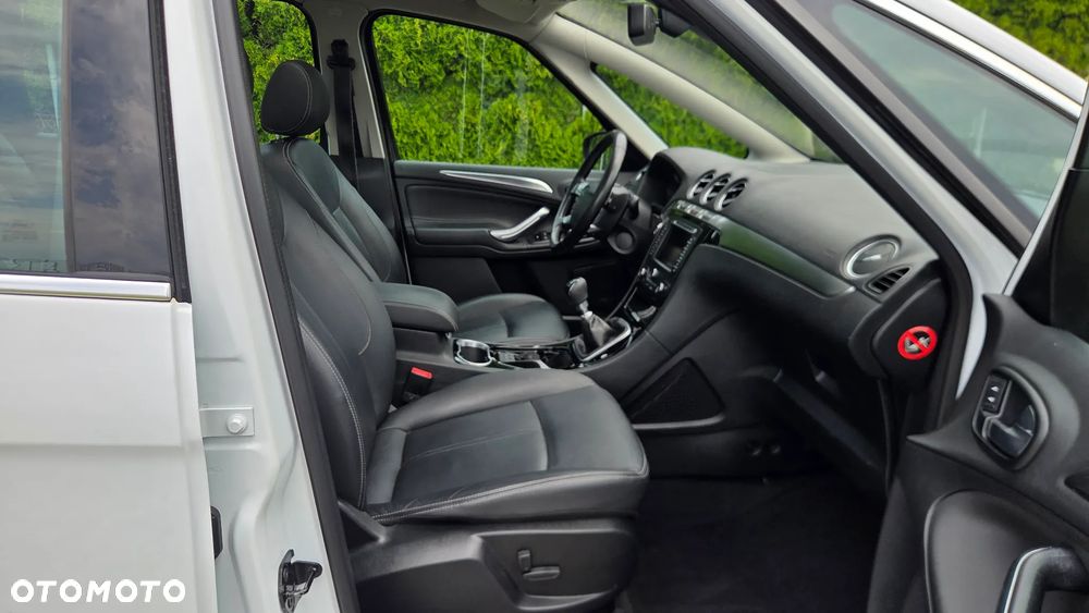 Ford S-Max 2.0 TDCi DPF Titanium X - 24