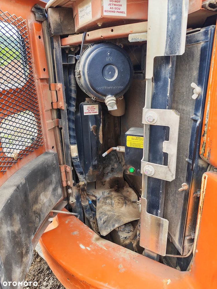 Hitachi ZX 85 - 19