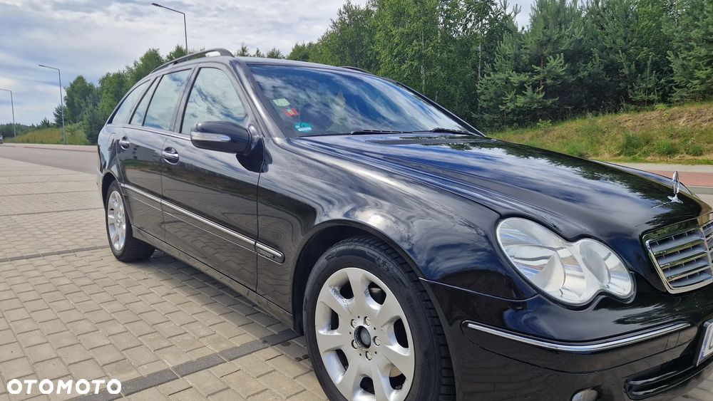 Mercedes-Benz Klasa C 220 CDI Automatik Elegance DPF - 25