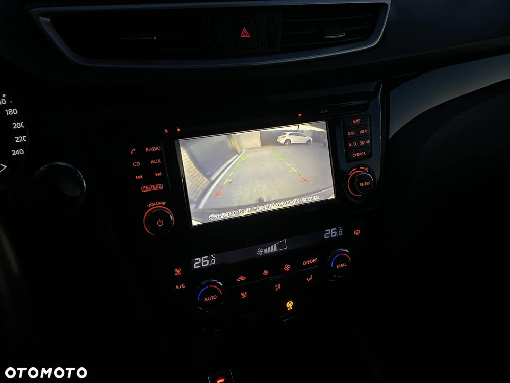 Nissan Qashqai 1.2 DIG-T N-Connecta - 19