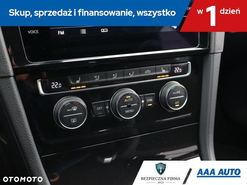 Volkswagen Golf Variant - 18