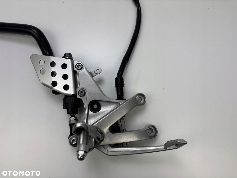 Prawy set kierowcy Honda CBR 600RR PC69 2024- Oryginał - 2