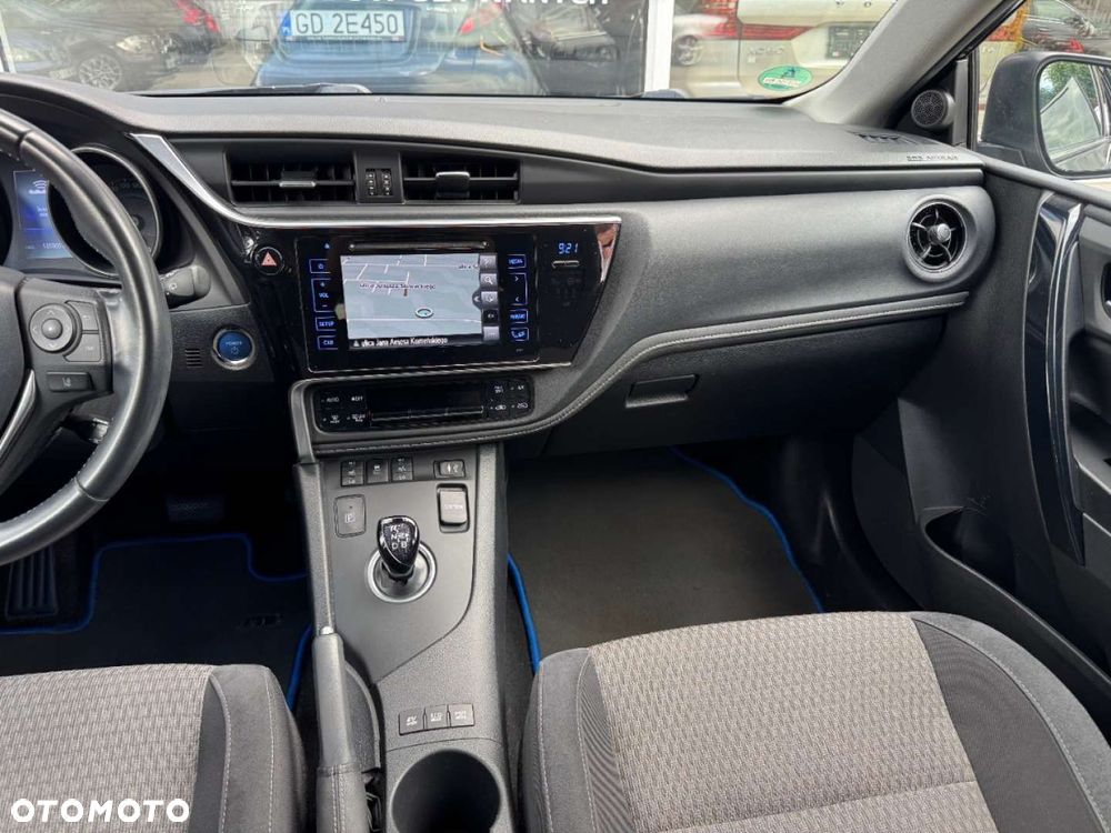Toyota Auris Hybrid 135 Prestige - 8