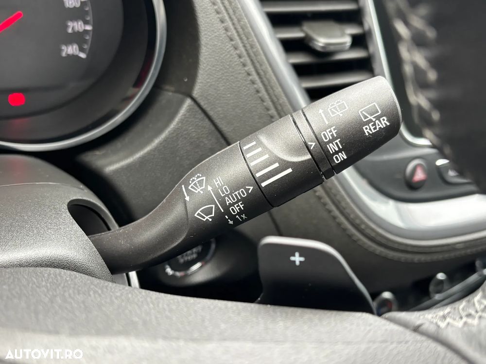 Opel Grandland X Plug-in-Hybrid 1.6 DI Start/Stop Aut Business INNOVATION - 23