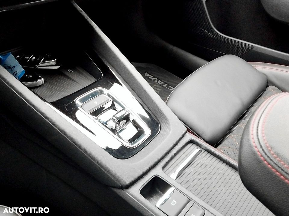 Skoda Octavia RS 2.0 TDI DSG 4X4 - 24