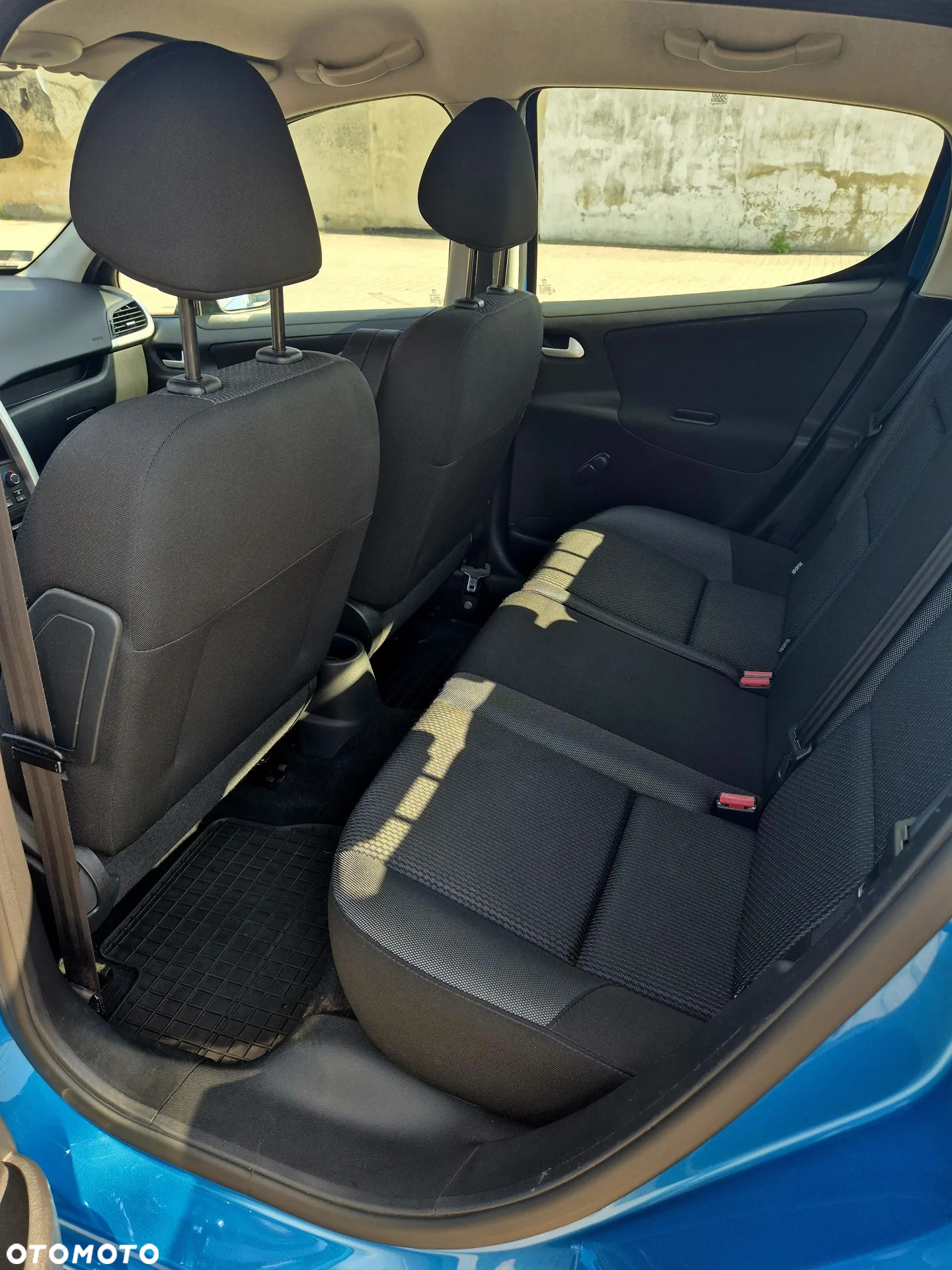 Peugeot 207 - 18