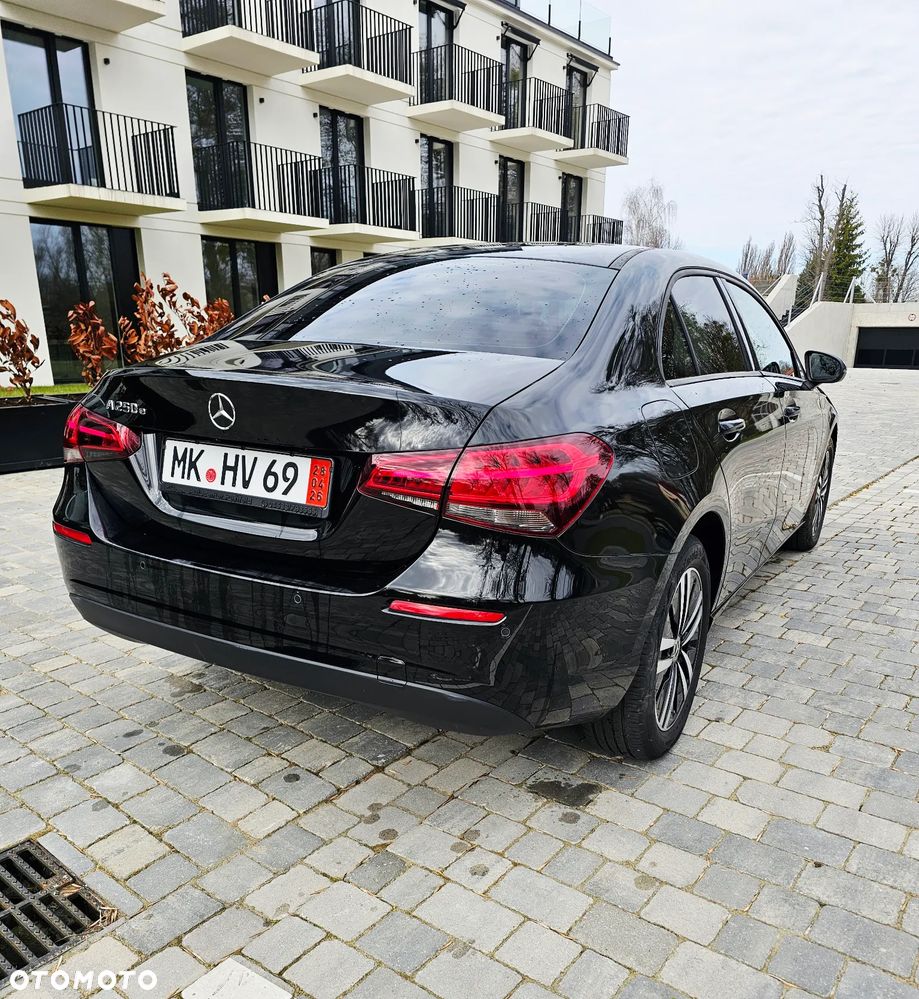 Mercedes-Benz Klasa A 250 e PHEV Progressive 8G-DCT - 10