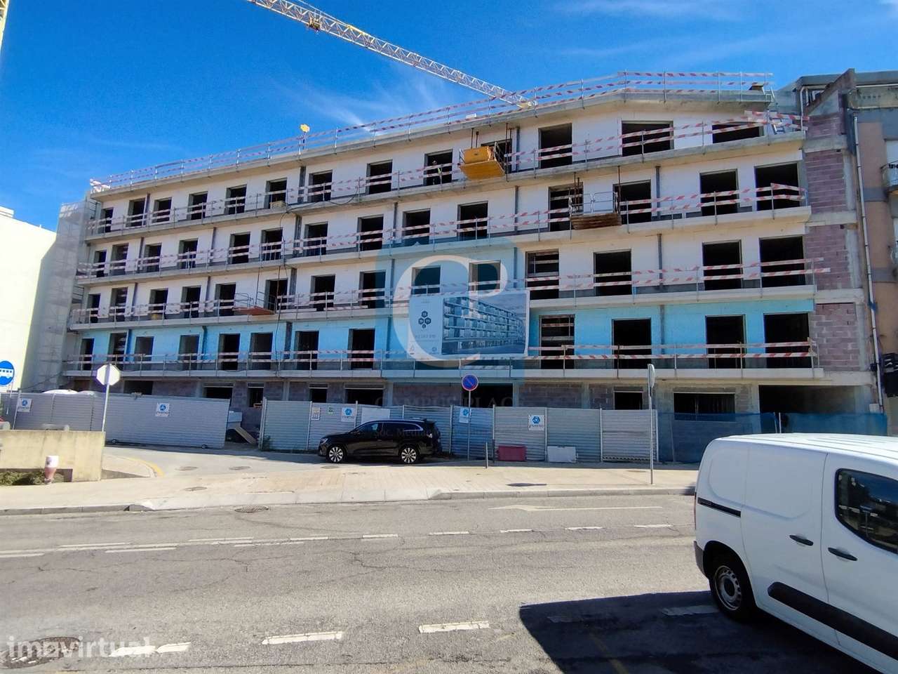 Apartamento T1 em construção, no empreendimento Costa Cabral Flats