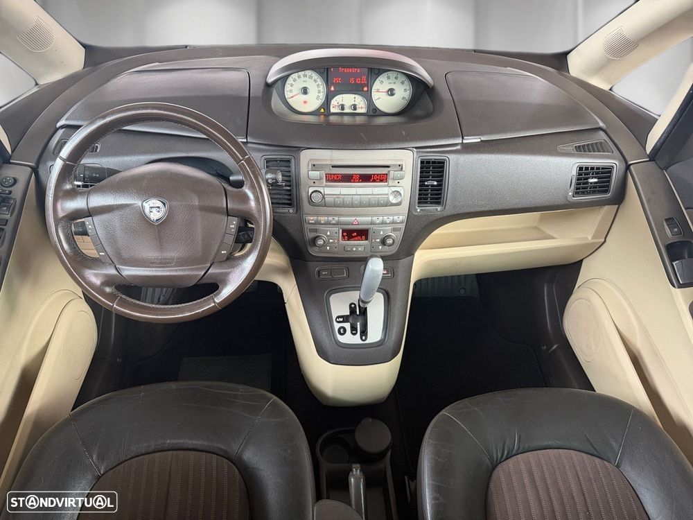 Lancia Musa 1.3 16V M-jet DFN Platino - 9