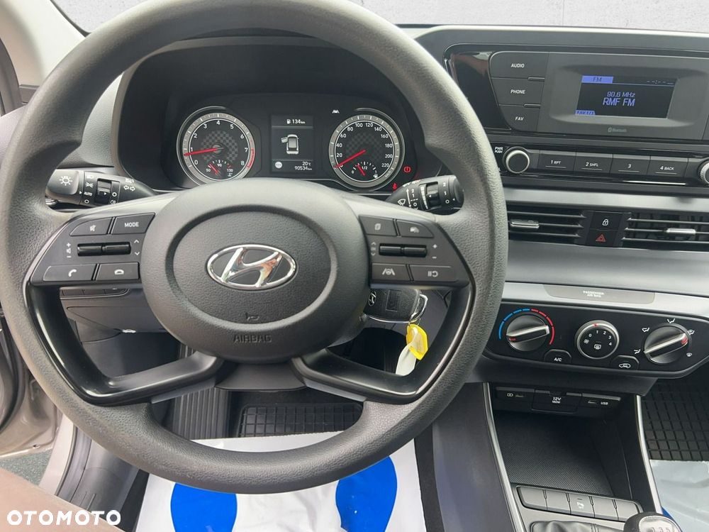 Hyundai i20 - 18