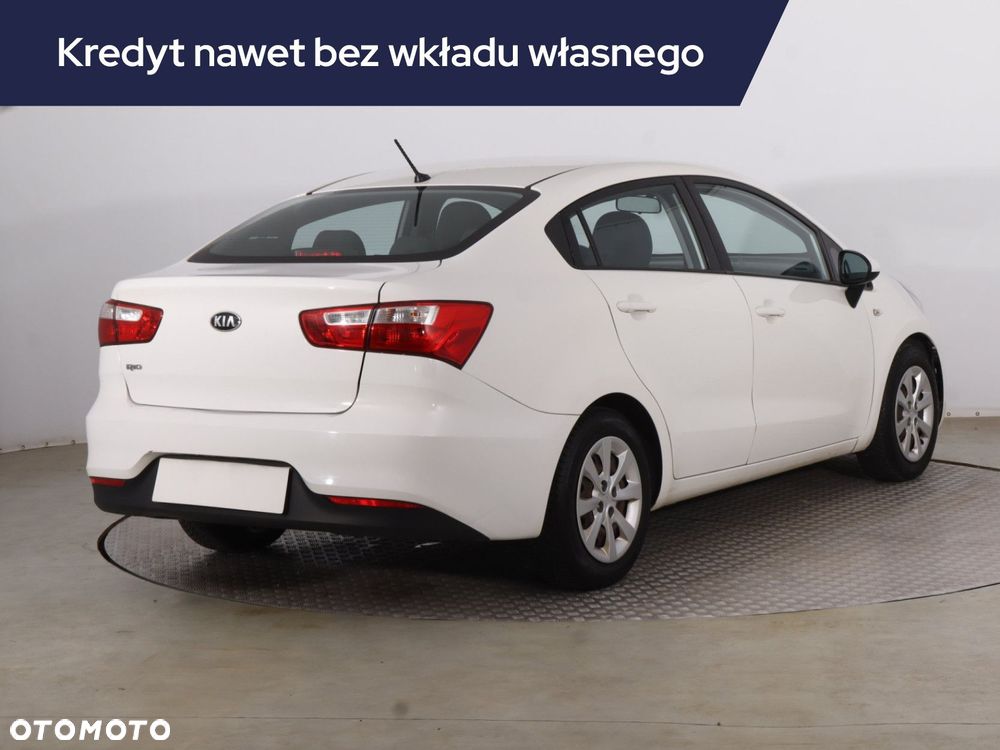 Kia Rio - 7