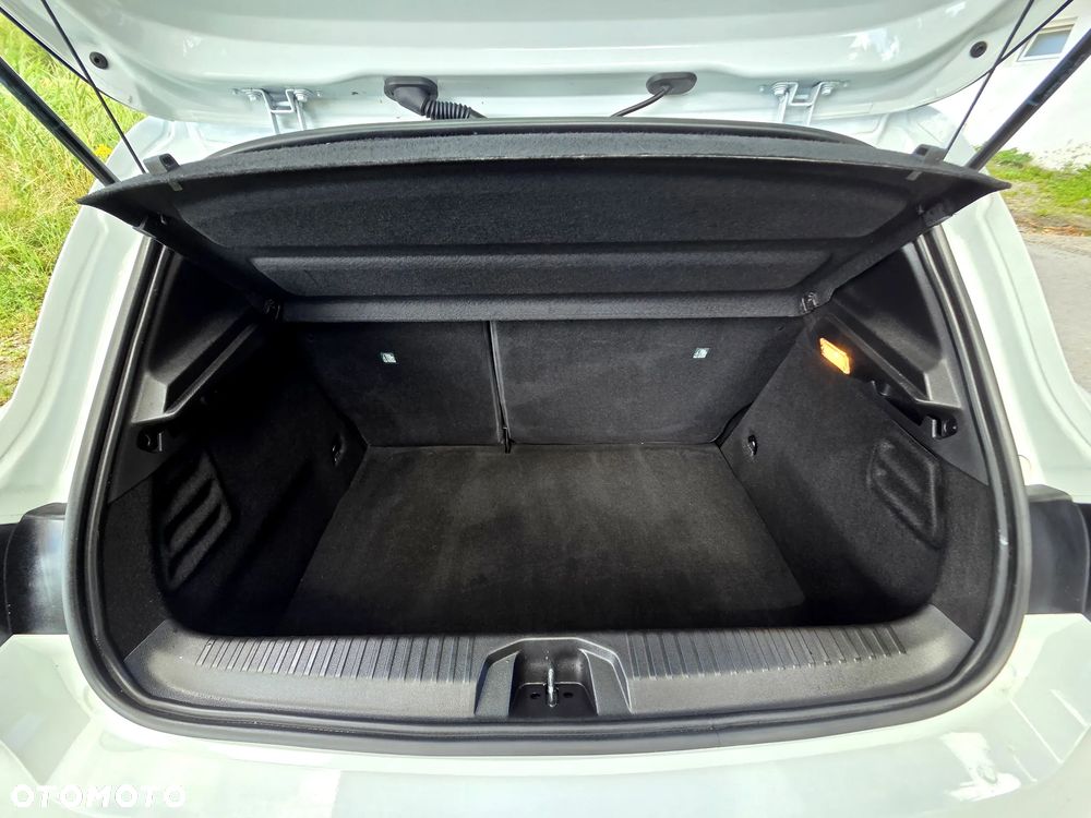 Renault Clio 1.6 E-TECH Full Hybrid 145 Techno - 27