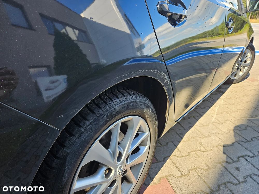 Toyota Auris 1.4 D-4D Premium - 10
