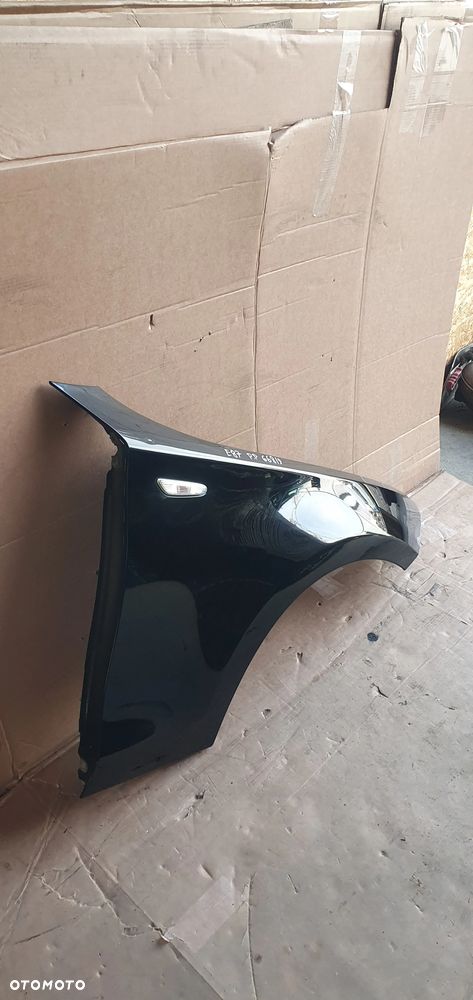 Błotnik prawy przód przedni BMW I E81 E87 Lift A61 A668/9 - 3