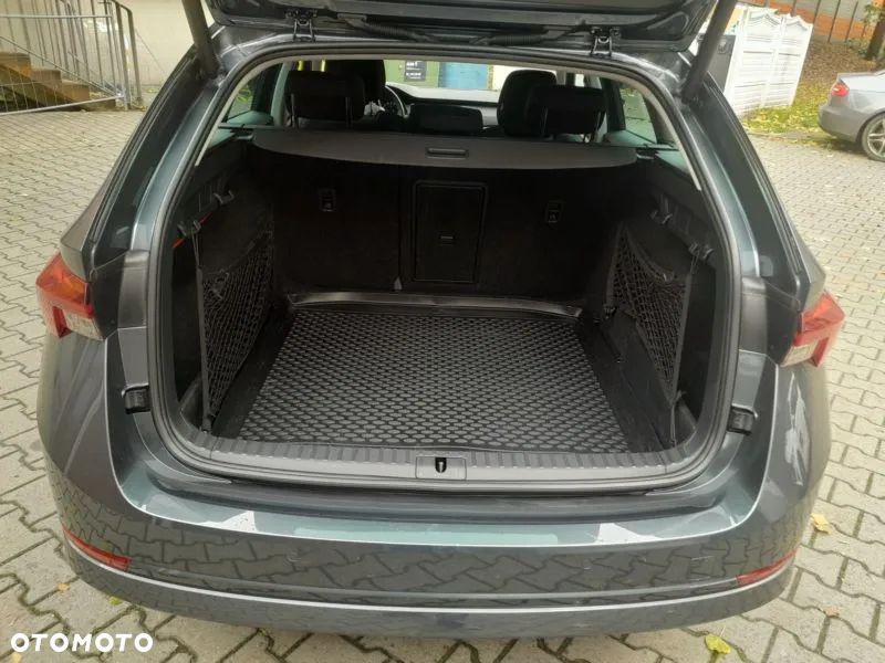 Skoda Octavia 2.0 TDI Ambition DSG - 27