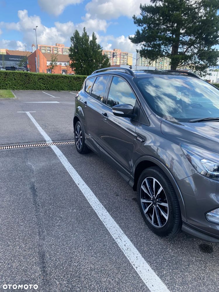 Ford Kuga - 5