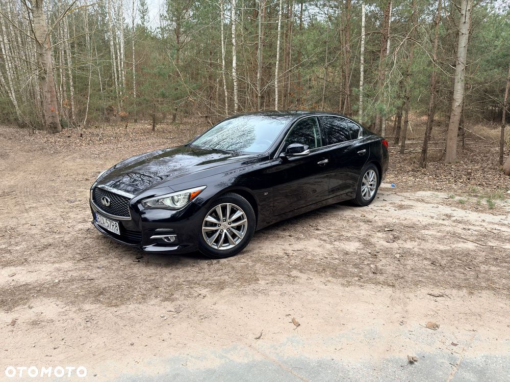 Infiniti Q50 - 2