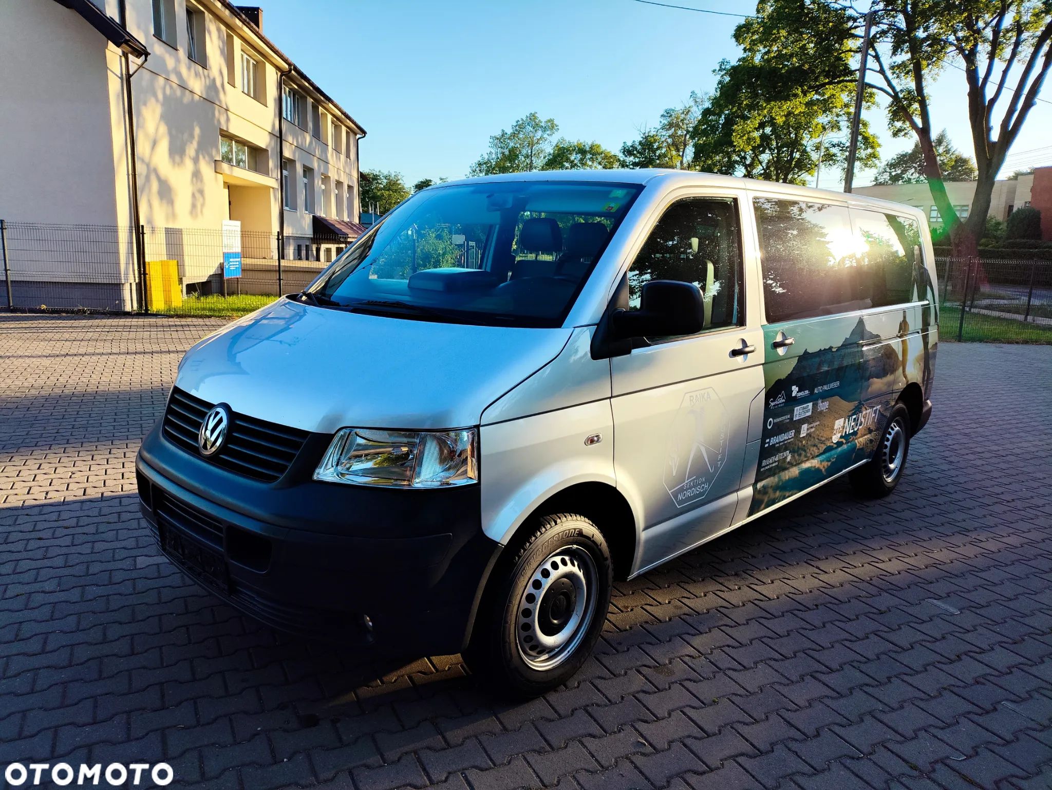 Volkswagen Transporter T5 TDI L2 Max - 1