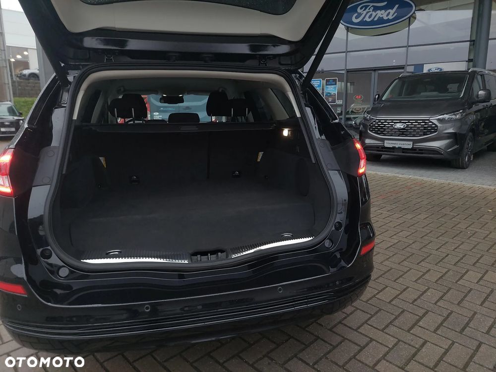 Ford Mondeo 2.0 Hybrid Titanium - 13