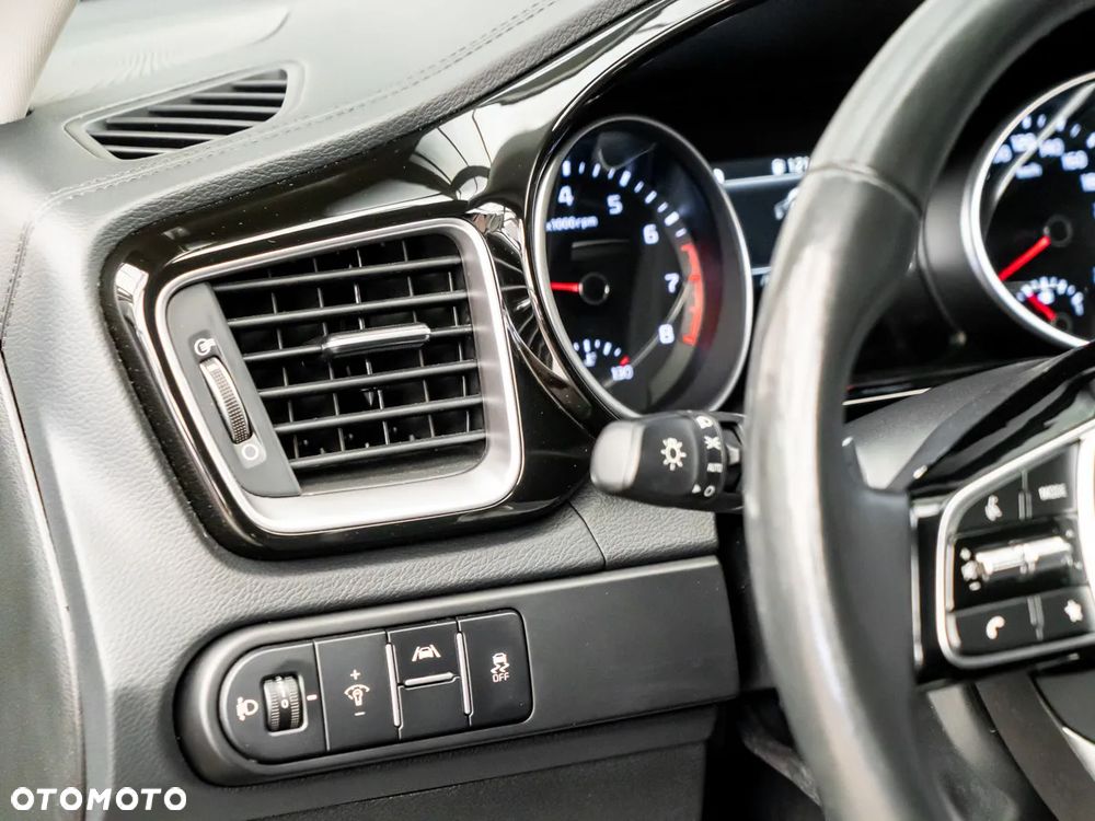 Kia Ceed 1.5 T-GDI Tribute DCT - 27