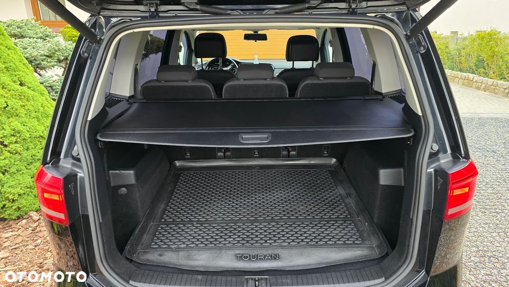 Volkswagen Touran 1.6 TDI SCR BlueMotion Technology DSG Trendline - 10