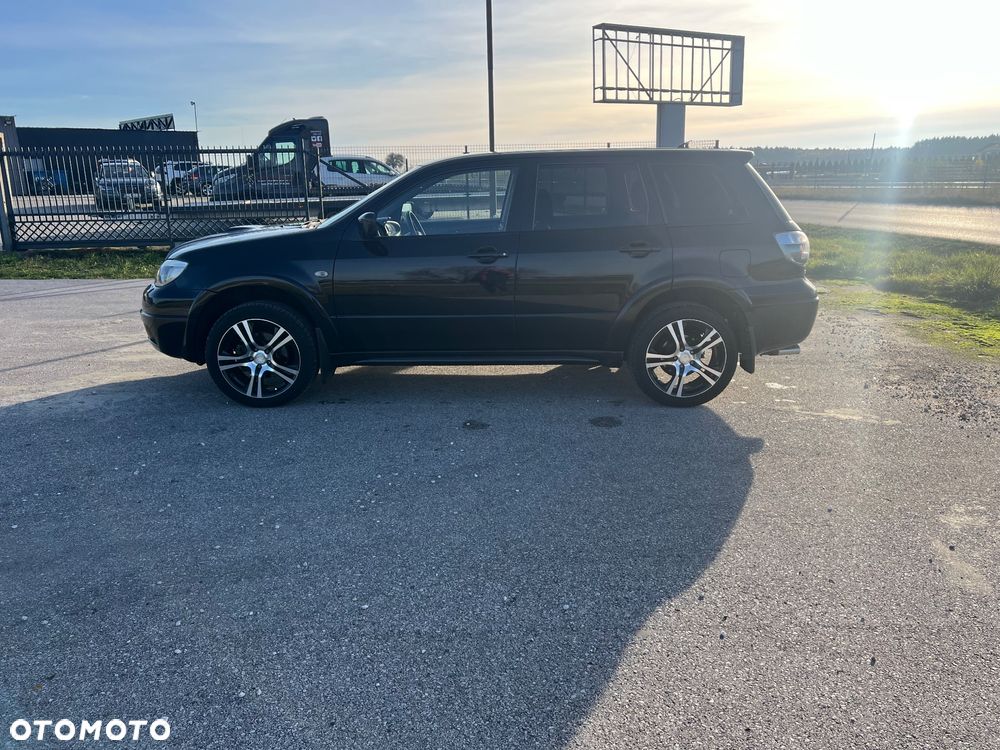 Mitsubishi Outlander 2.0 Turbo 4WD - 7