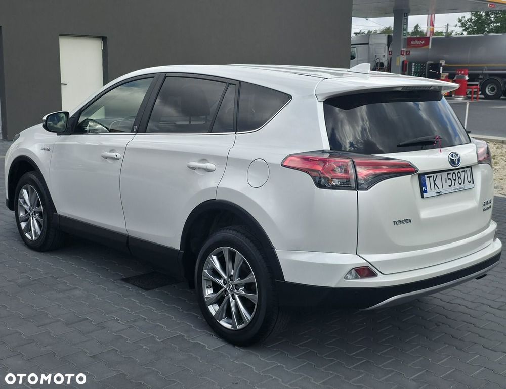 Toyota RAV4 - 4