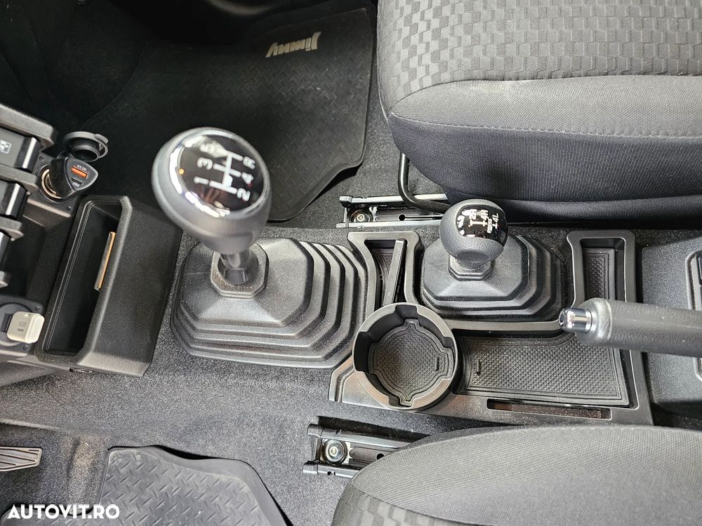 Suzuki Jimny 1.5 ALLGRIP Cool - 13
