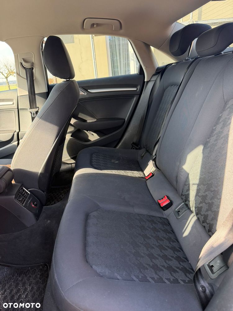 Audi A3 Limousine 1.4 TFSI CoD Ambiente S tronic - 3