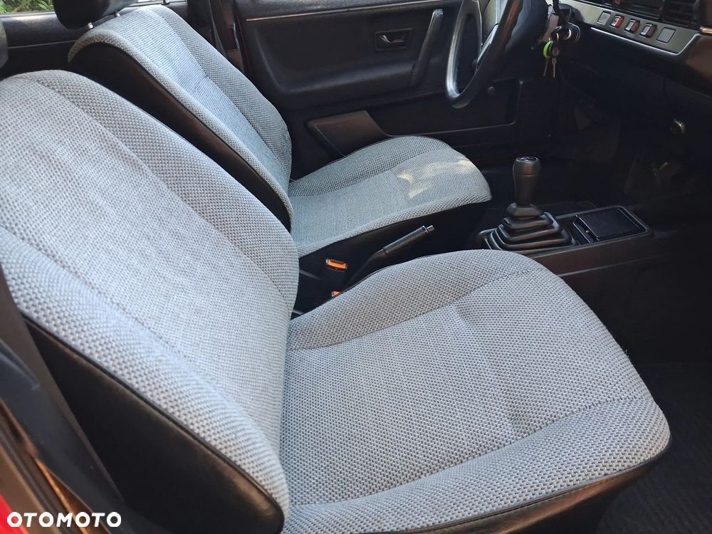 Volkswagen Passat - 9