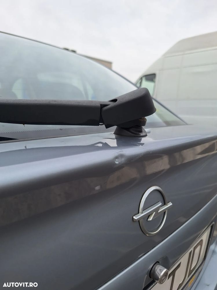 Opel Astra Classic 1.4i - 9