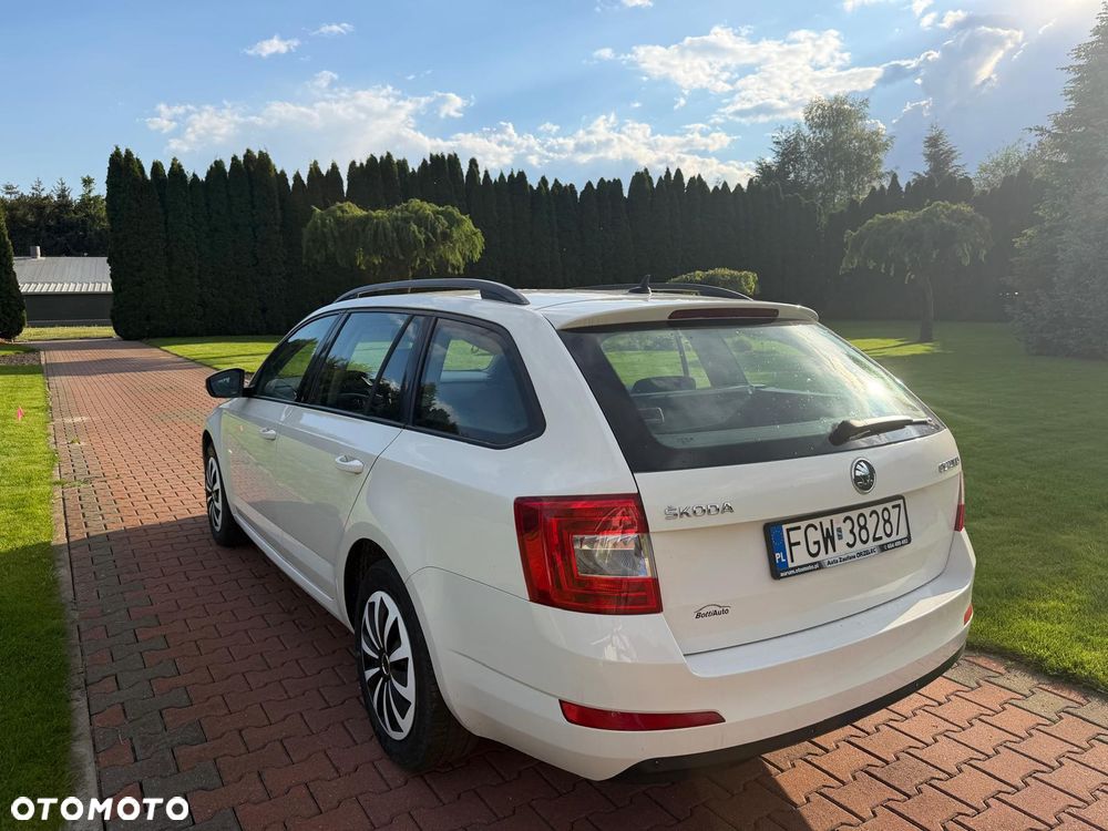 Skoda Octavia 1.6 TDI Ambition - 14