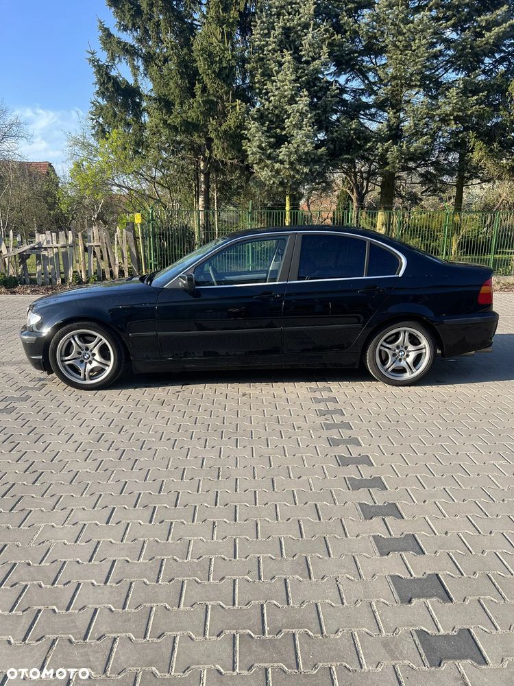 BMW Seria 3 330i - 5