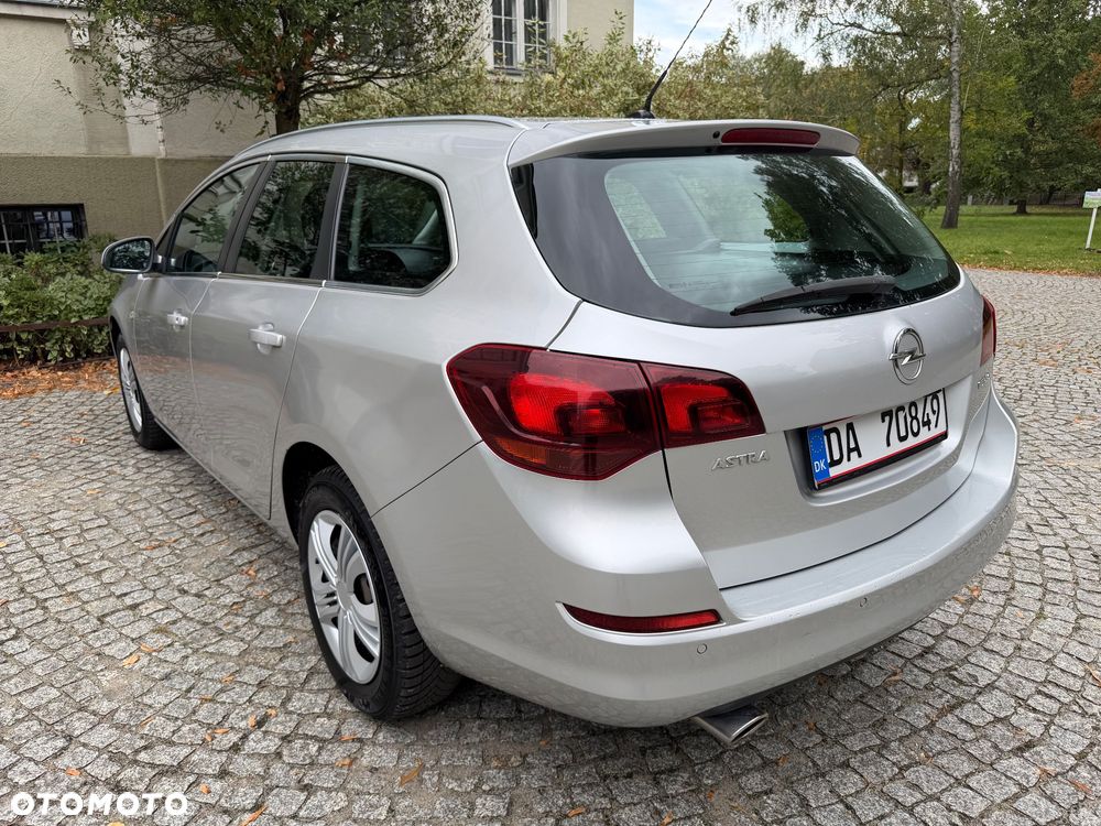 Opel Astra - 29